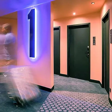 Hotel Tribe Paris La Defense Esplanade Courbevoie