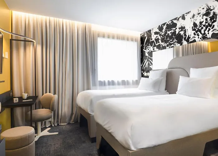 호텔 Tribe Paris La Defense Esplanade 쿠르브부아