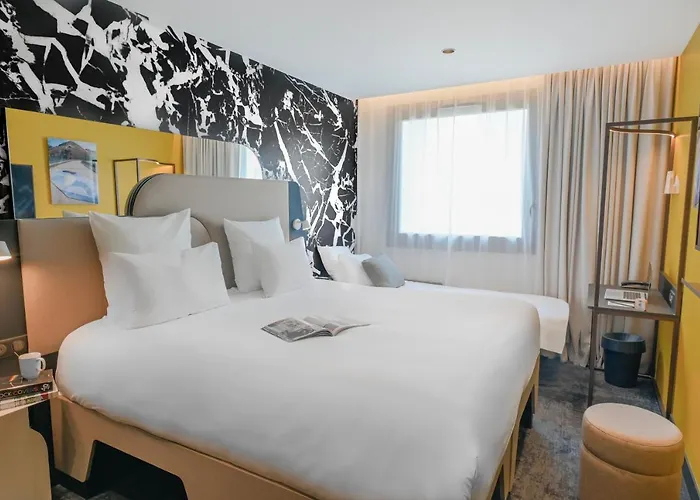 Tribe Paris La Defense Esplanade 호텔 쿠르브부아