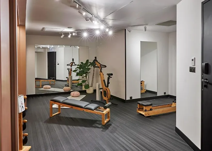 호텔 Tribe Paris La Defense Esplanade 4*