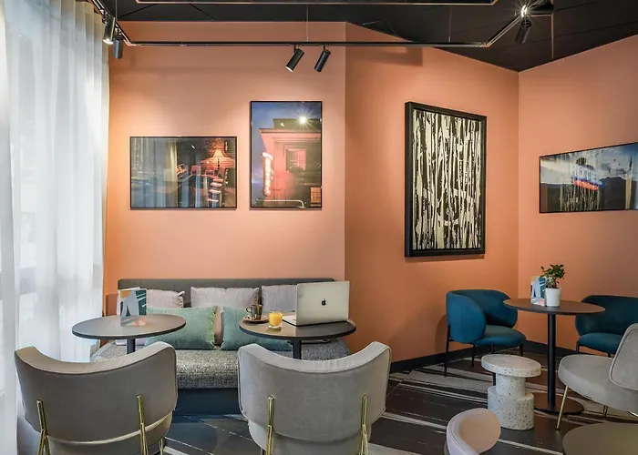 Tribe Paris La Defense Esplanade 4* 쿠르브부아